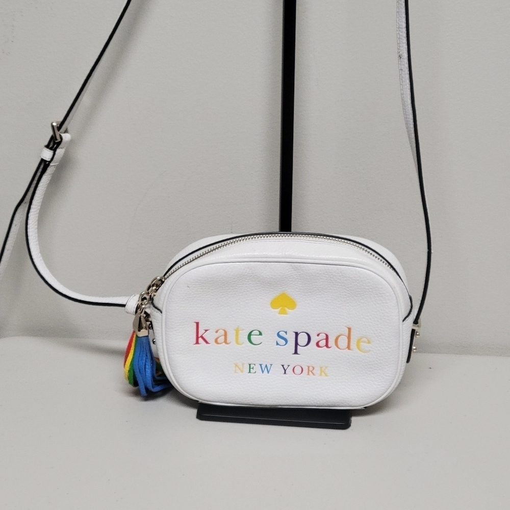 Kate Spade Kourney Rainbow Logo Camera Bag. - Picture 3 of 16